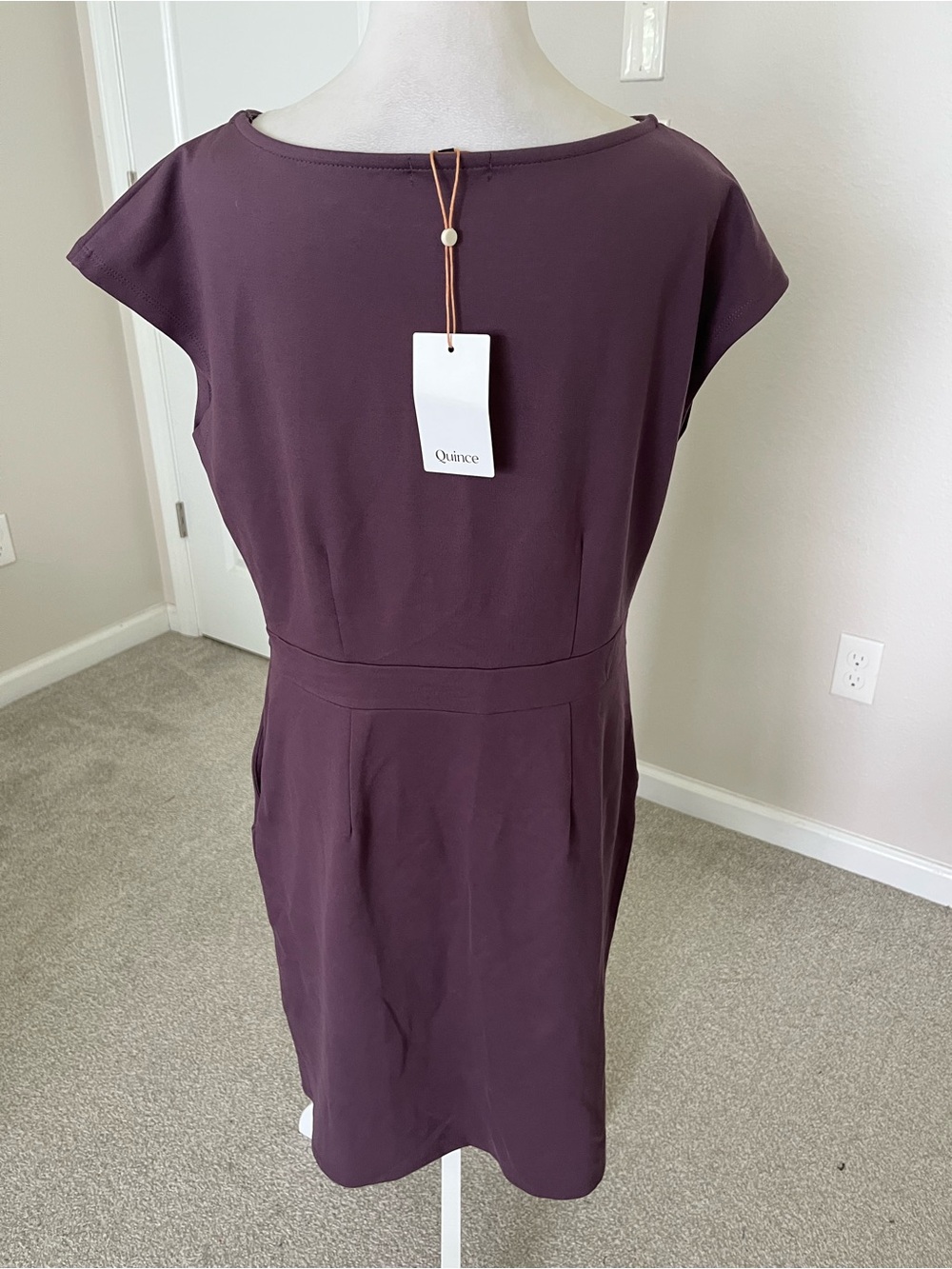 NWT Quince Ponte Cap-Sleeve Dress in Dark Orchid Purple Size Large - Picture 2 of 16